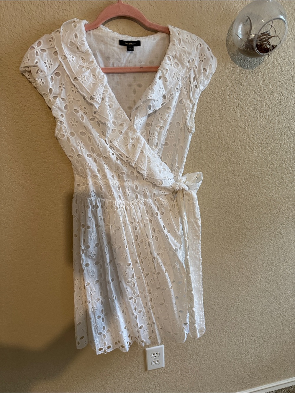 Double Zero White Eyelet Wrap Dress - Unknown Brand size medium